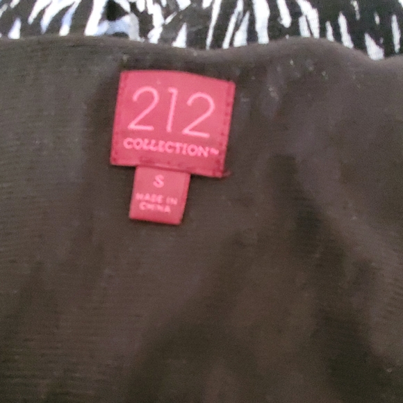 Blue & White Animal Print Sleeveless Top - Picture 7 of 8